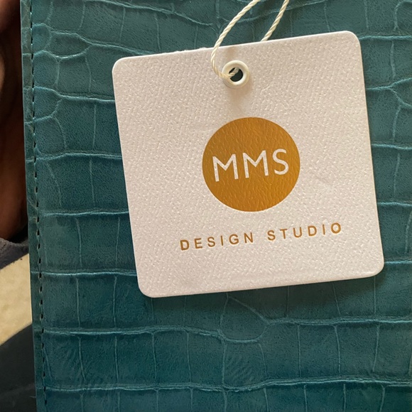 Croc Skin Blue Small Crossbody Bag Gold Chain - Picture 6 of 7